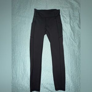 lululemon leggings. *SOLD*